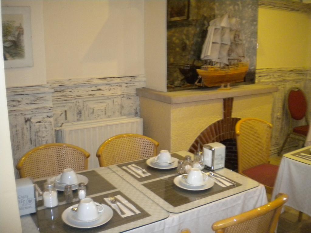Hotel Queen Mary Bruksela Zewnętrze zdjęcie
