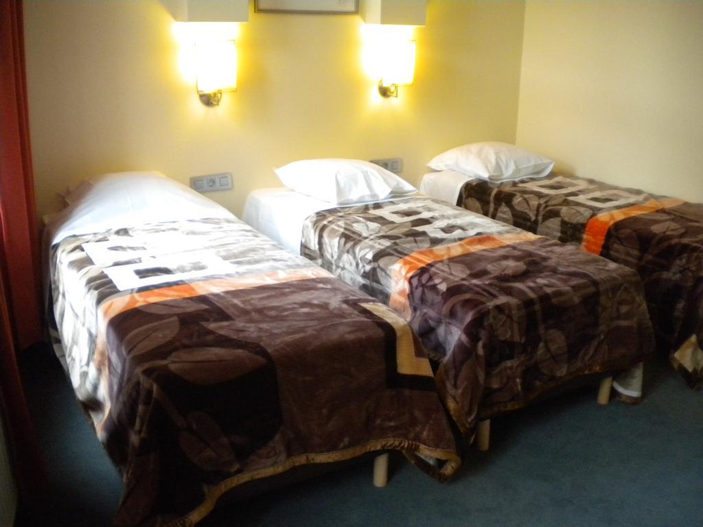 Hotel Queen Mary Bruksela Zewnętrze zdjęcie